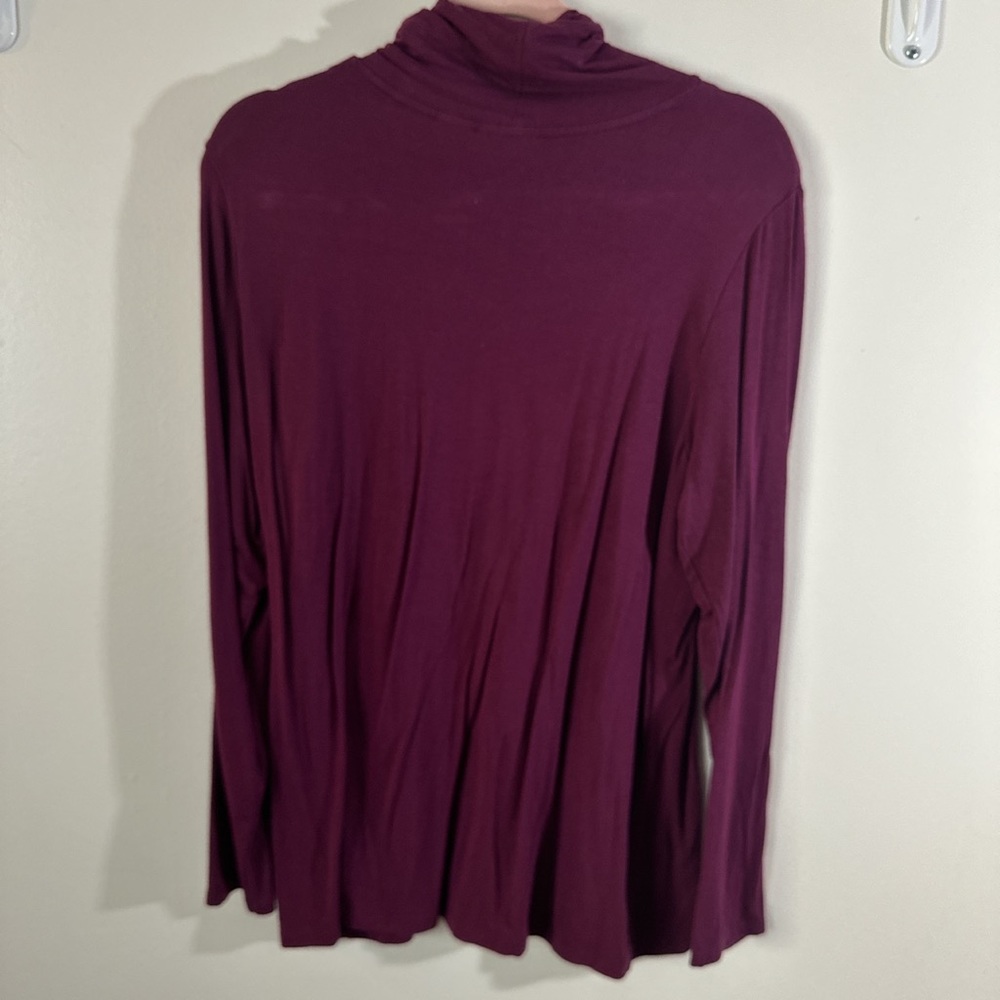 Turtle neck - Picture 3 of 4
